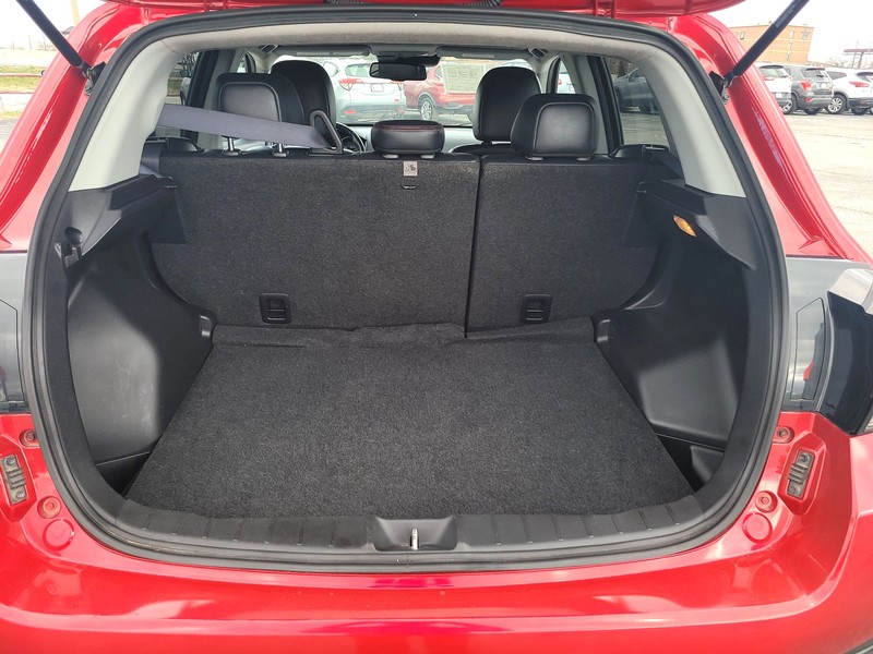 Mitsubishi Outlander Sport Vehicle Full-screen Gallery Image 11