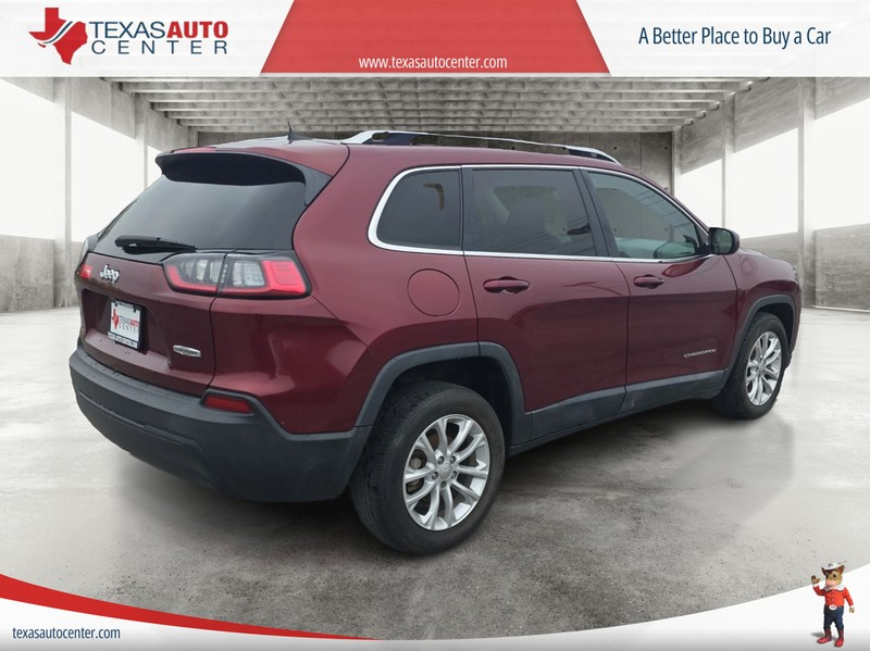 Jeep Cherokee Vehicle Full-screen Gallery Image 07