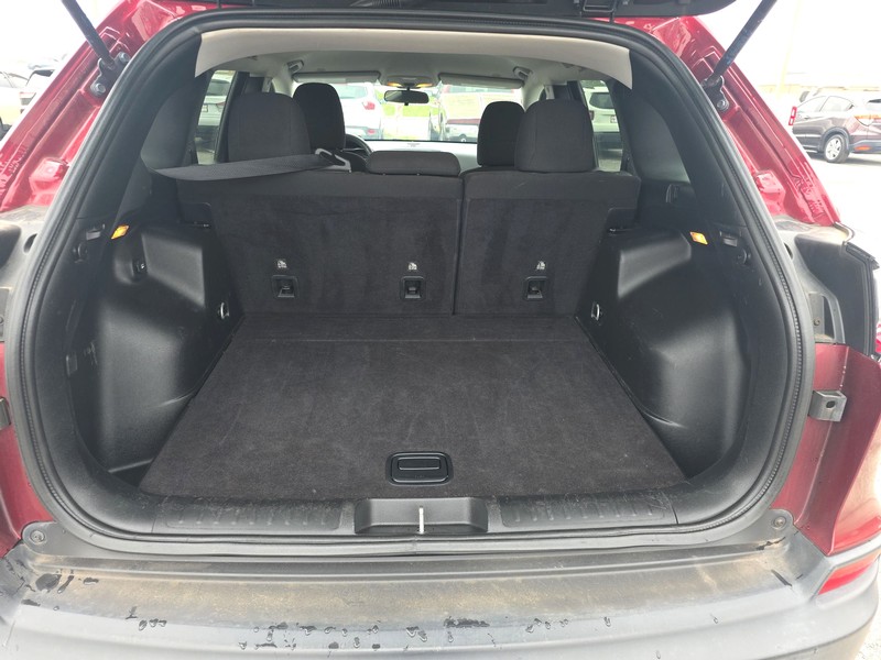 Jeep Cherokee Vehicle Full-screen Gallery Image 11