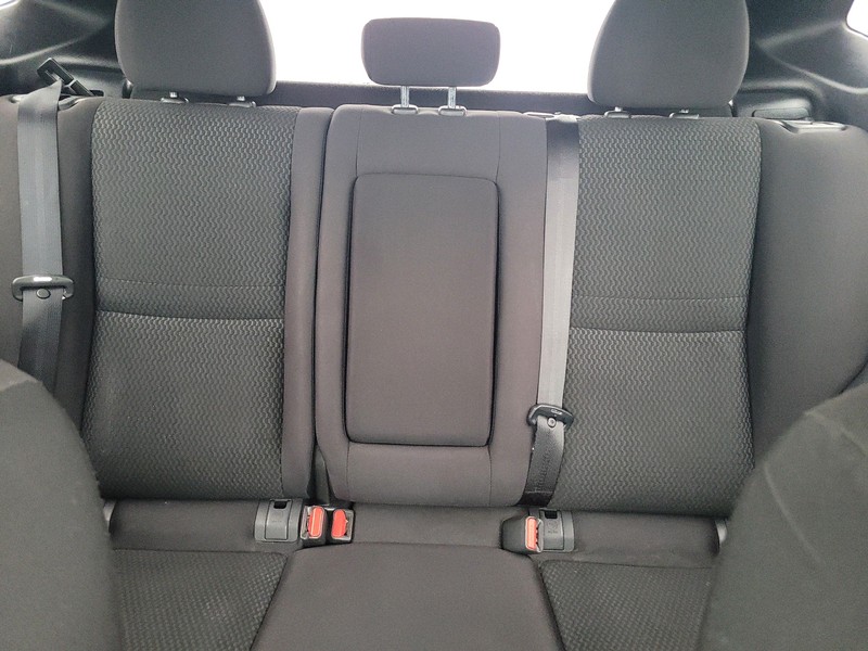 Nissan Rogue Sport Vehicle Full-screen Gallery Image 13