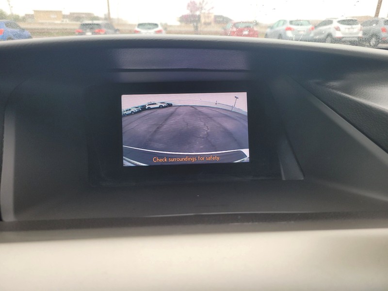 Lexus RX 350 Vehicle Full-screen Gallery Image 17