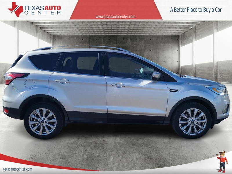 Ford Escape Vehicle Full-screen Gallery Image 4
