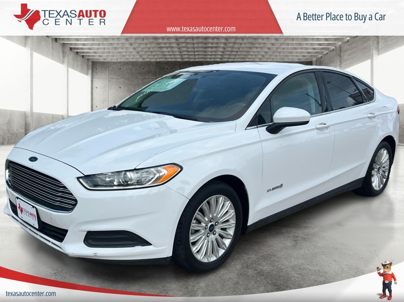 Ford Fusion Vehicle Full-screen Gallery Image 2