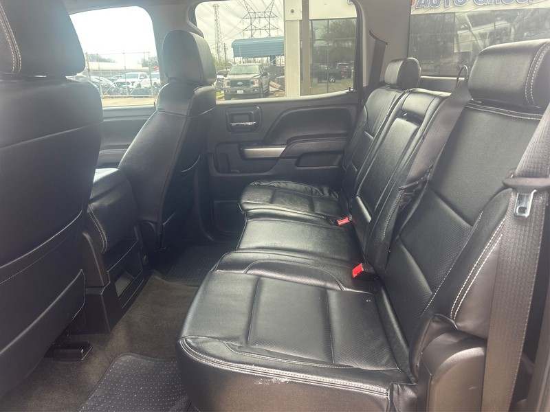 Chevrolet Silverado 1500 Vehicle Full-screen Gallery Image 10