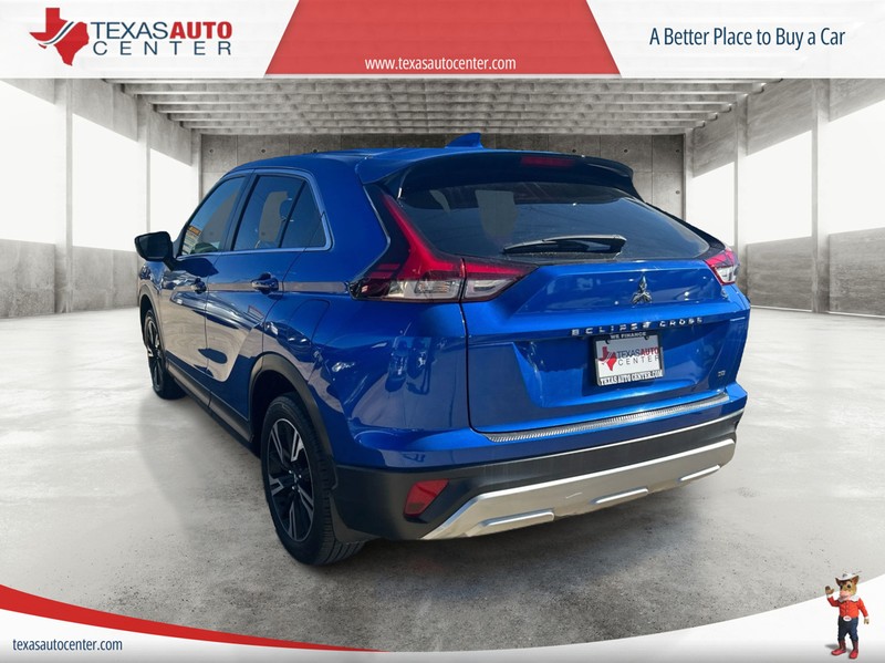 Mitsubishi Eclipse Cross Vehicle Full-screen Gallery Image 7