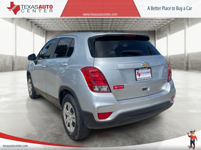 Chevrolet Trax Vehicle Full-screen Gallery Image 7