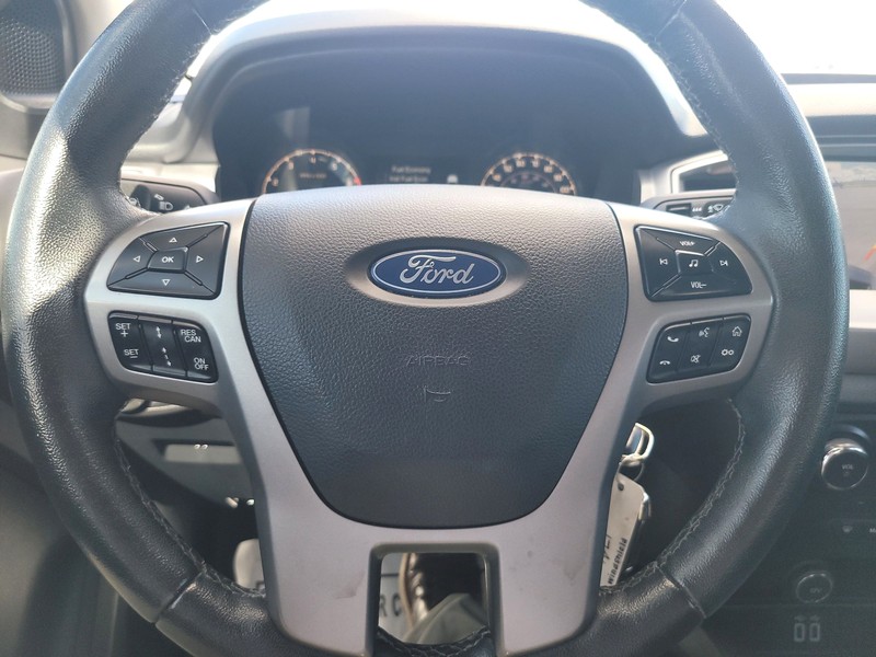 Ford Ranger Vehicle Full-screen Gallery Image 13