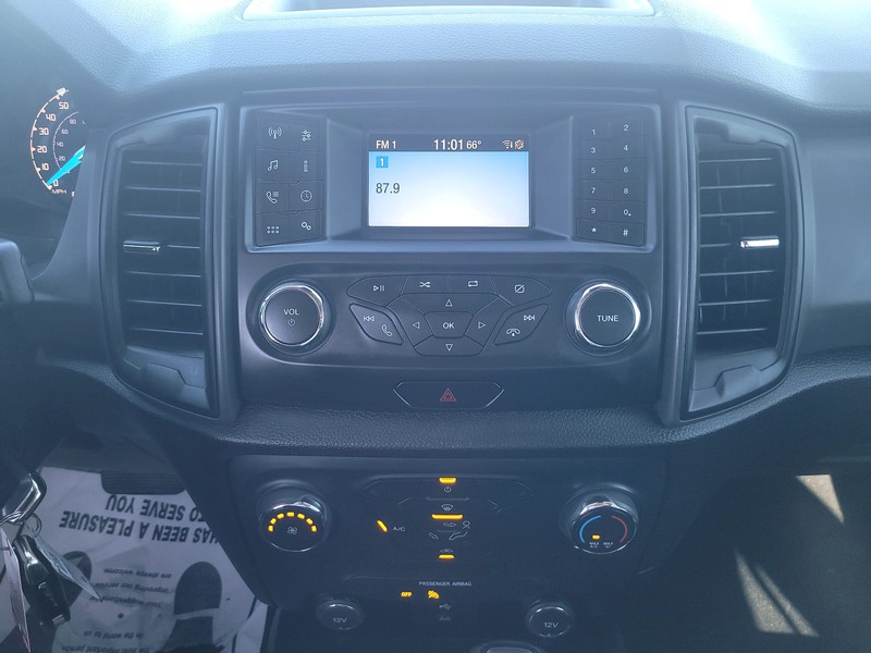 Ford Ranger Vehicle Full-screen Gallery Image 11