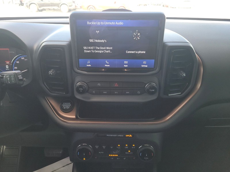 Ford Bronco Sport Vehicle Full-screen Gallery Image 12