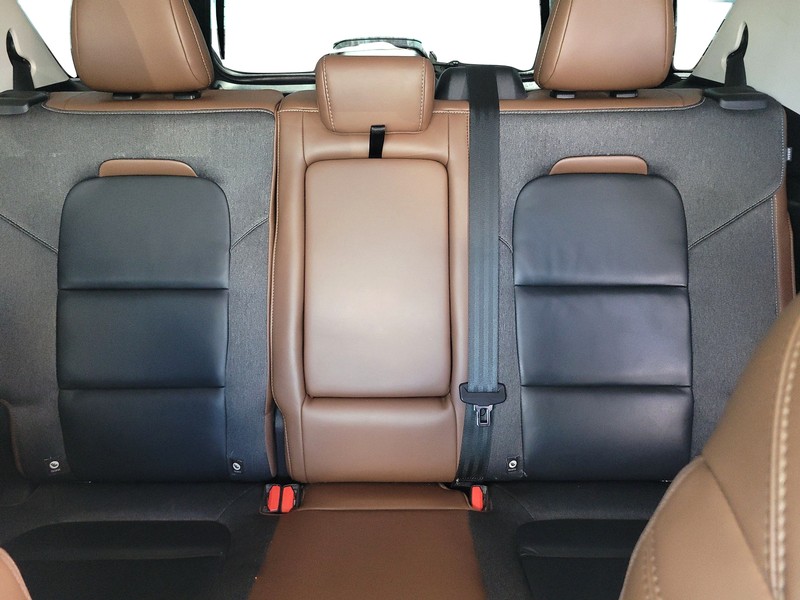 Ford Bronco Sport Vehicle Full-screen Gallery Image 13