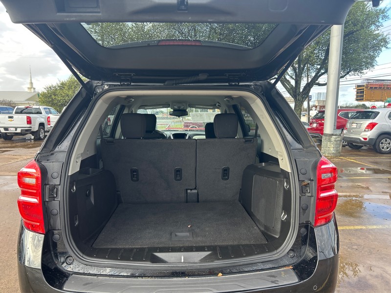 Chevrolet Equinox Vehicle Full-screen Gallery Image 11