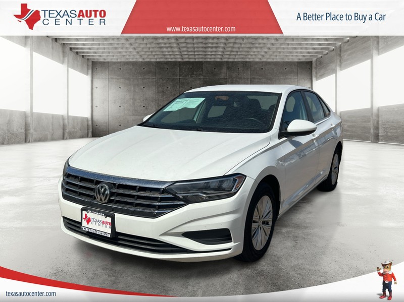 Volkswagen Jetta Vehicle Full-screen Gallery Image 2