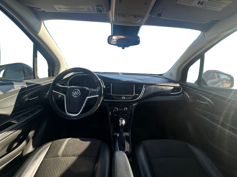 Buick Encore Vehicle Full-screen Gallery Image 15