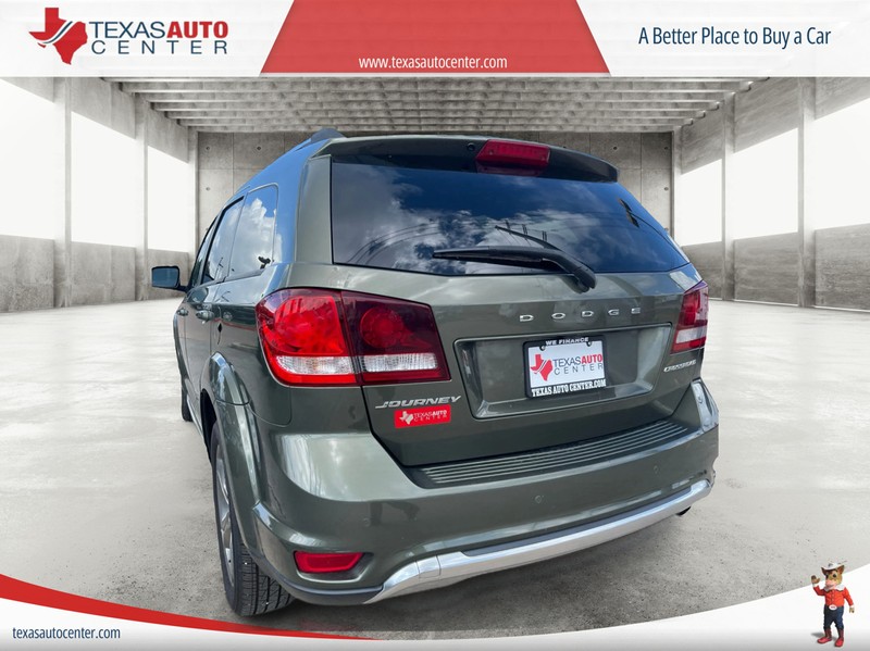 Dodge Journey Vehicle Full-screen Gallery Image 4