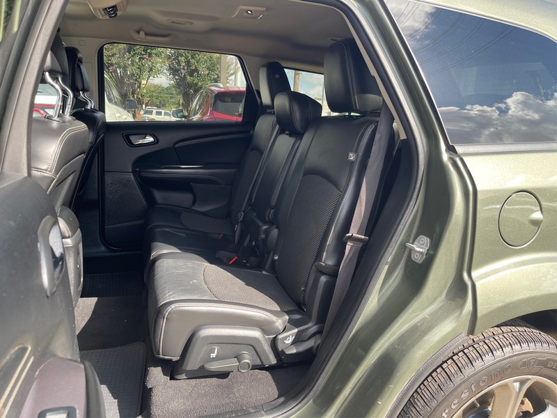 Dodge Journey Vehicle Full-screen Gallery Image 6
