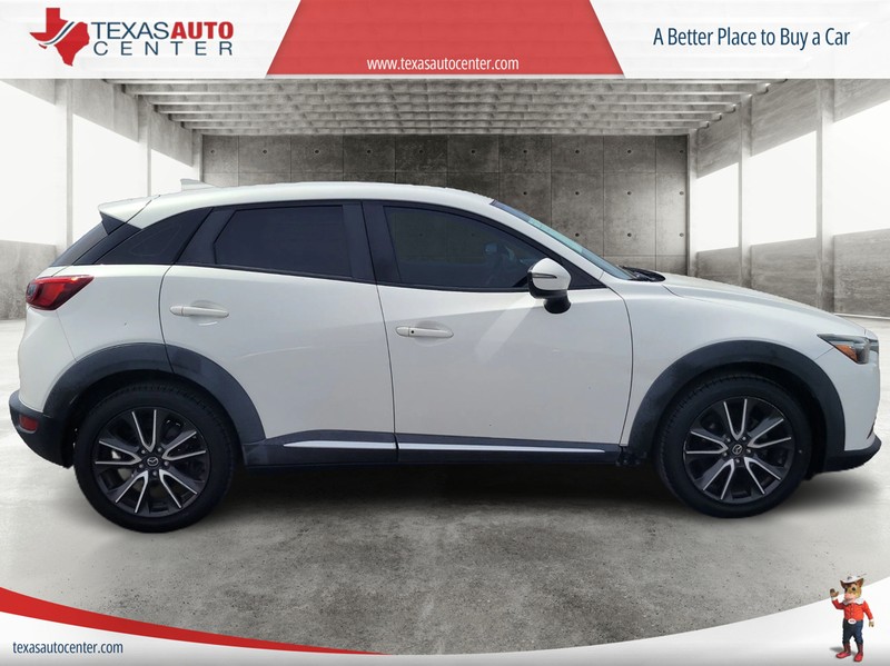 Mazda CX-3 Vehicle Full-screen Gallery Image 04