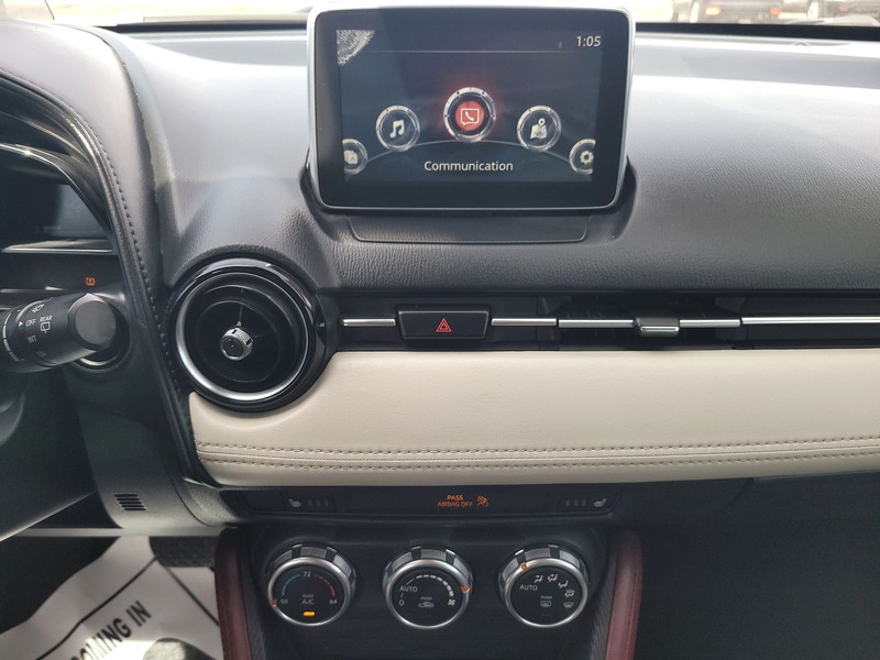 Mazda CX-3 Vehicle Full-screen Gallery Image 12