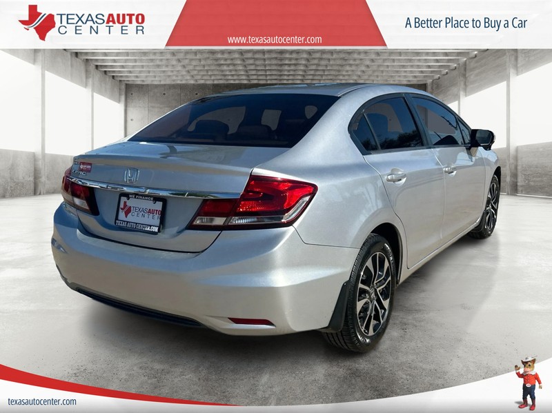 Honda Civic Sedan Vehicle Full-screen Gallery Image 7