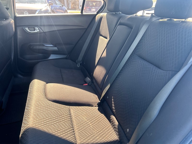 Honda Civic Sedan Vehicle Full-screen Gallery Image 10