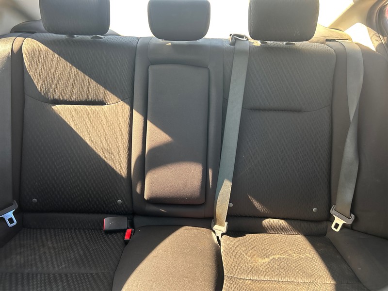 Honda Civic Sedan Vehicle Full-screen Gallery Image 13