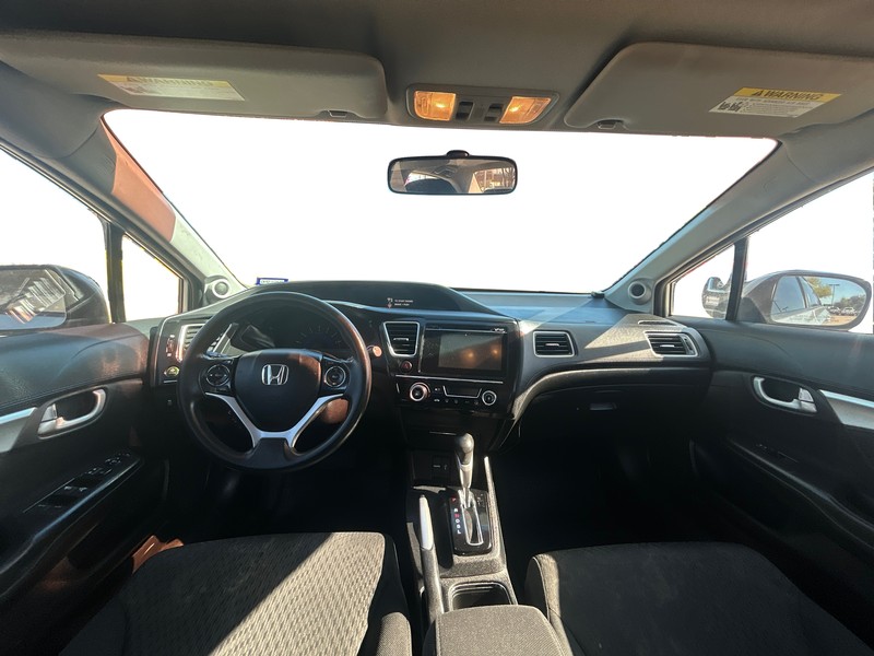 Honda Civic Sedan Vehicle Full-screen Gallery Image 15