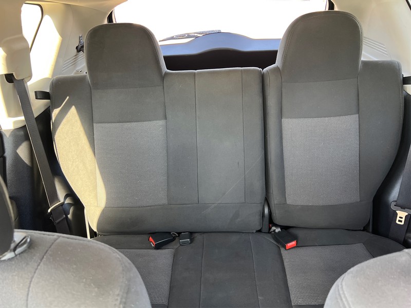 Jeep Compass Vehicle Full-screen Gallery Image 12