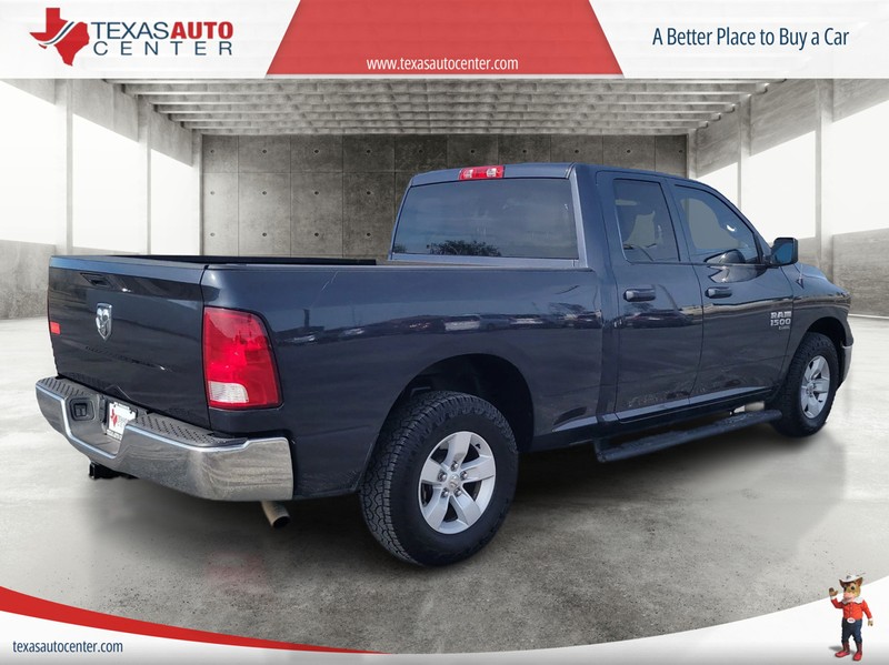 Ram 1500 Classic Vehicle Full-screen Gallery Image 07