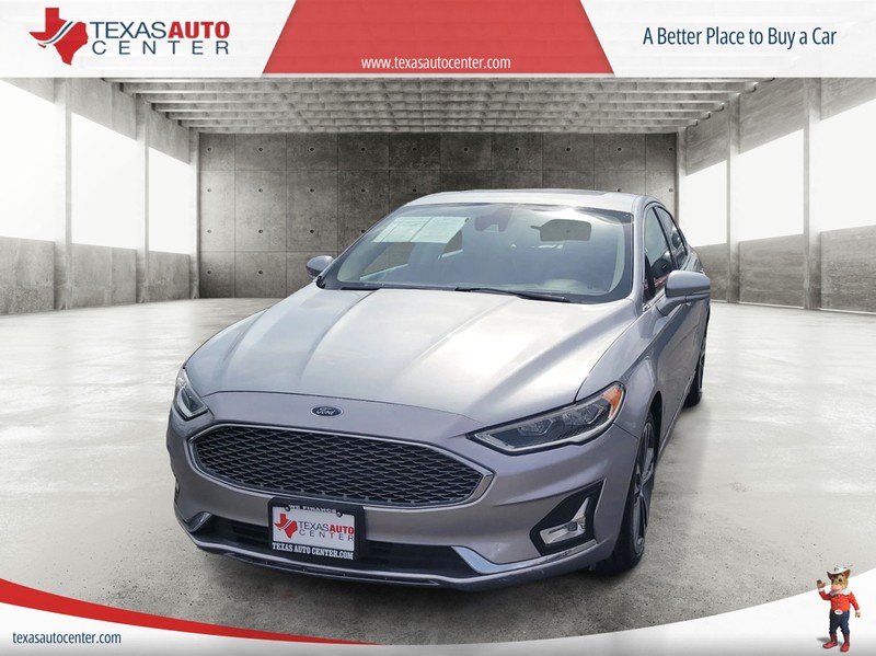 Ford Fusion Vehicle Full-screen Gallery Image 3