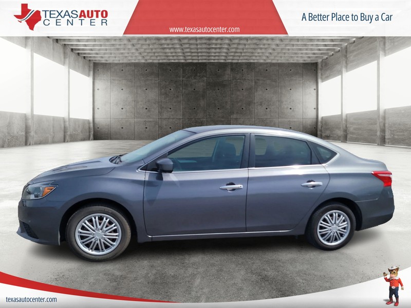 Nissan Sentra Vehicle Full-screen Gallery Image 02