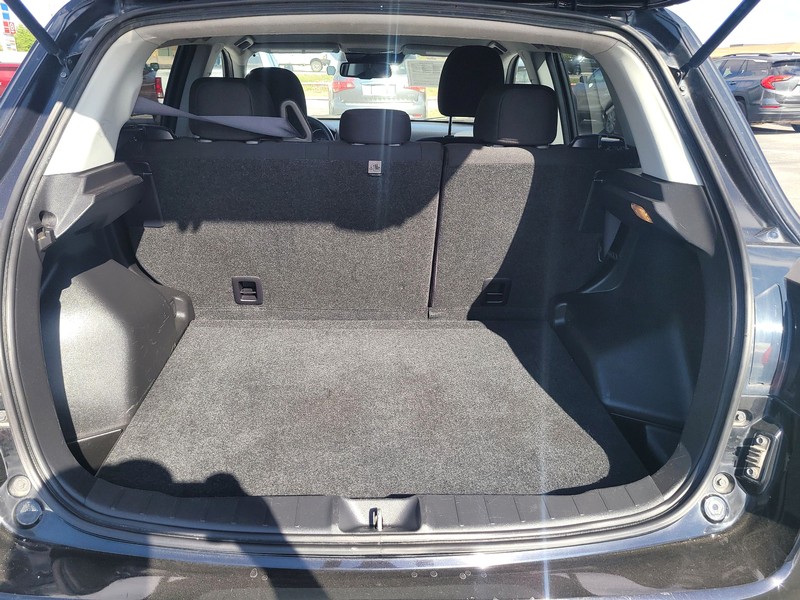 Mitsubishi Outlander Sport Vehicle Full-screen Gallery Image 09