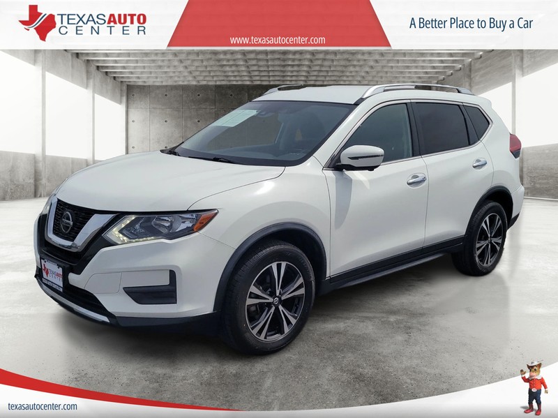 Nissan Rogue Vehicle Full-screen Gallery Image 02