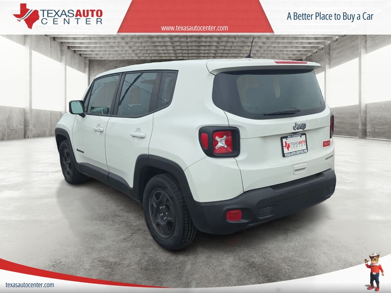 Jeep Renegade Vehicle Full-screen Gallery Image 08