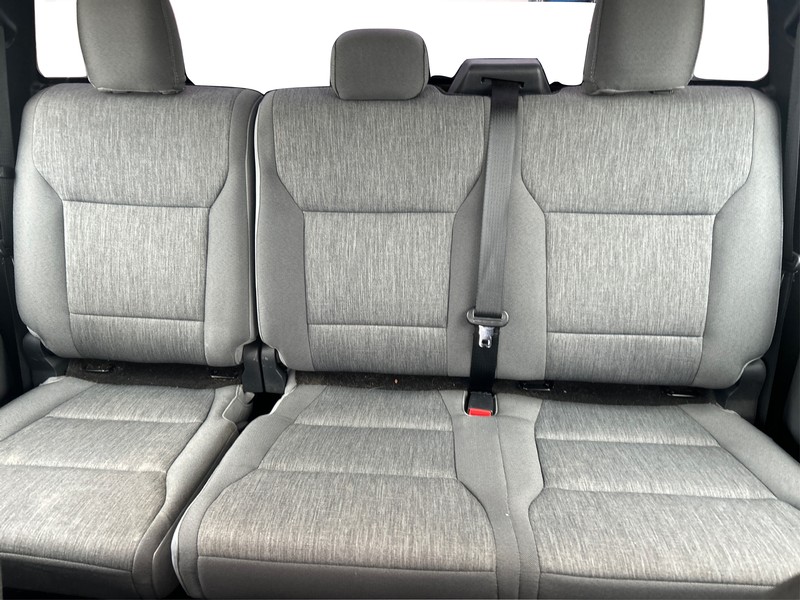 Ford F-150 Vehicle Full-screen Gallery Image 13