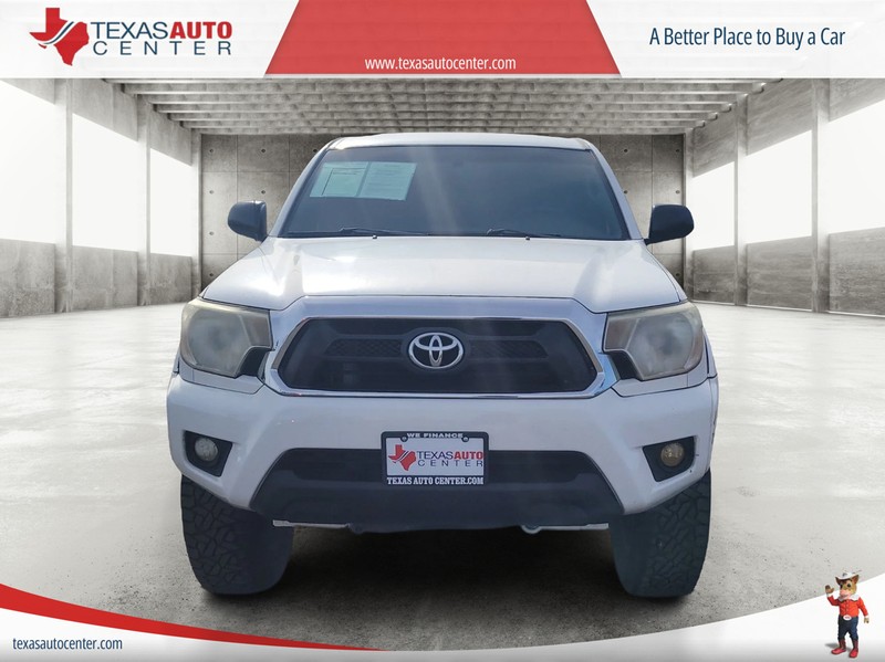 Toyota Tacoma Vehicle Full-screen Gallery Image 03