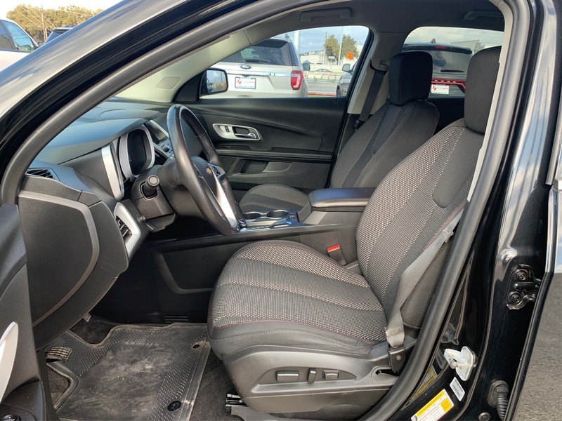 Chevrolet Equinox Vehicle Full-screen Gallery Image 6