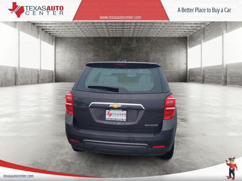 Chevrolet Equinox Vehicle Full-screen Gallery Image 06