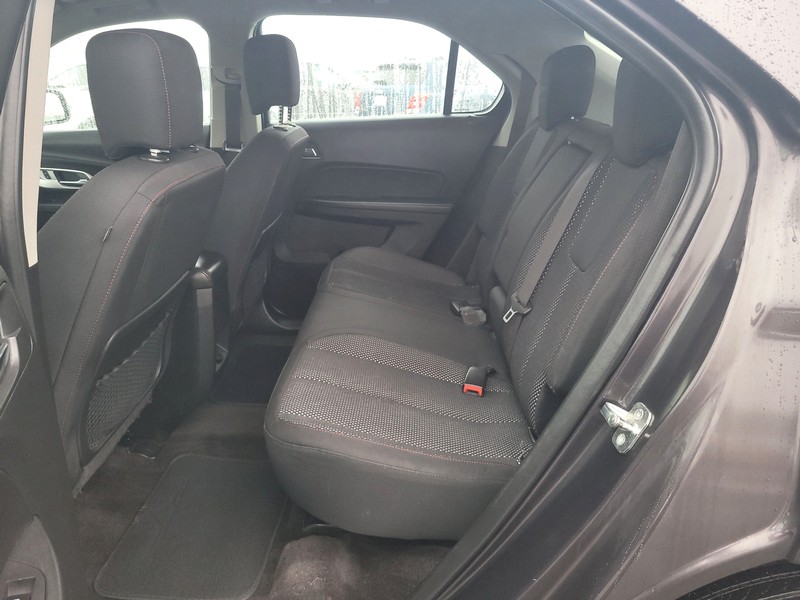 Chevrolet Equinox Vehicle Full-screen Gallery Image 10