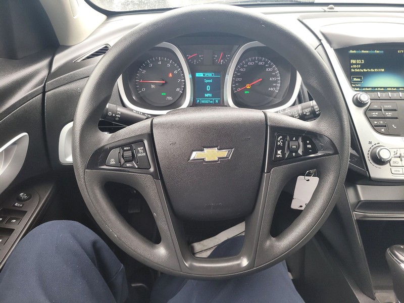 Chevrolet Equinox Vehicle Full-screen Gallery Image 14