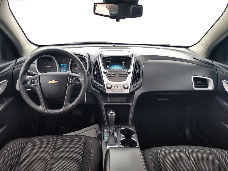 Chevrolet Equinox Vehicle Full-screen Gallery Image 16