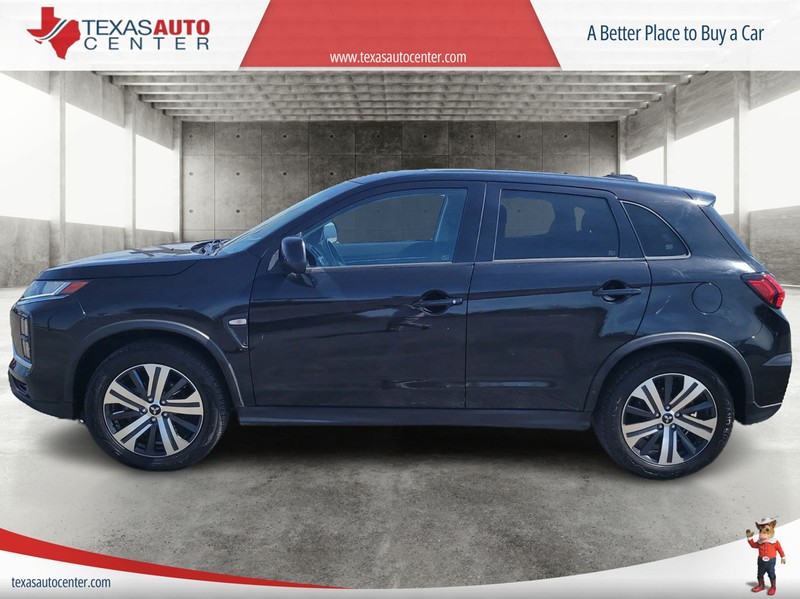 Mitsubishi Outlander Sport Vehicle Full-screen Gallery Image 05