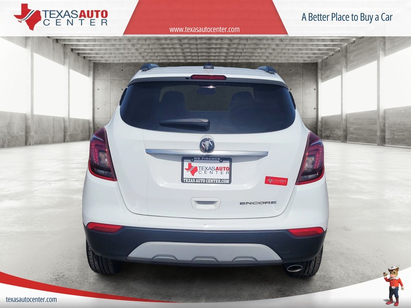 Buick Encore Vehicle Full-screen Gallery Image 06