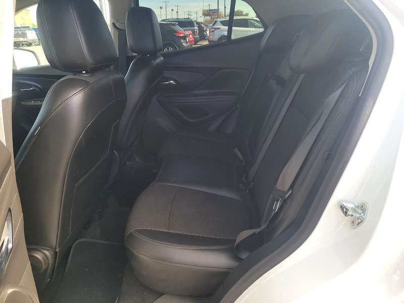 Buick Encore Vehicle Full-screen Gallery Image 10