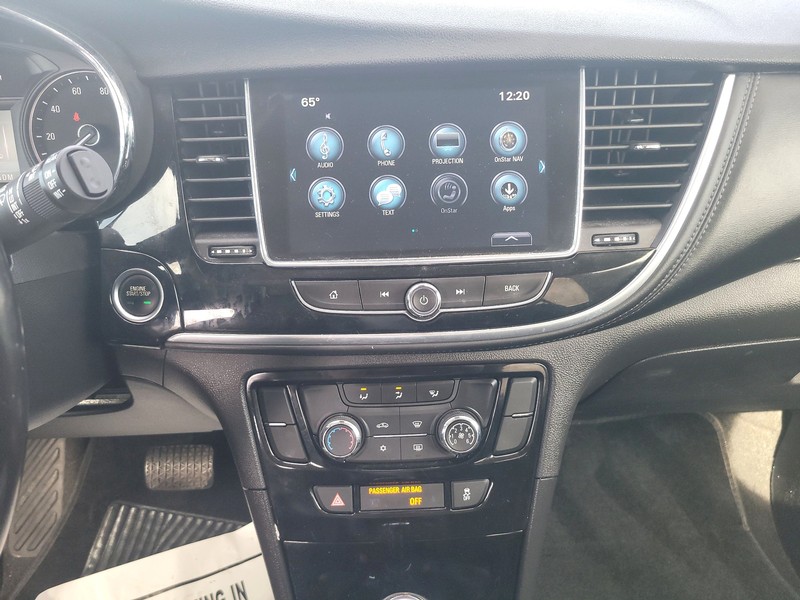 Buick Encore Vehicle Full-screen Gallery Image 12