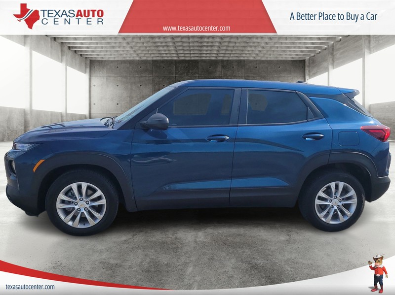 Chevrolet Trailblazer Vehicle Full-screen Gallery Image 05