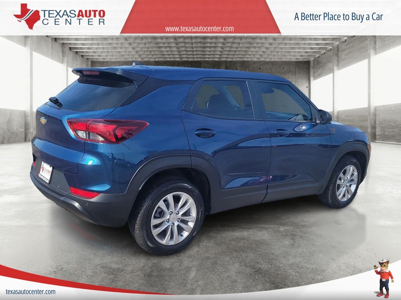 Chevrolet Trailblazer Vehicle Full-screen Gallery Image 07