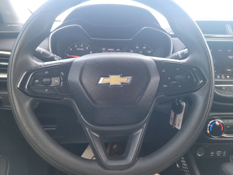 Chevrolet Trailblazer Vehicle Full-screen Gallery Image 14