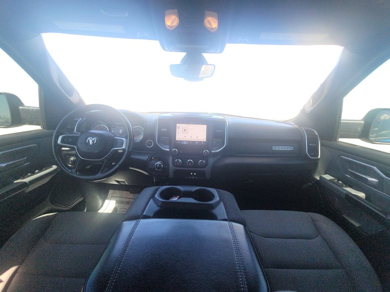 Ram 1500 Vehicle Full-screen Gallery Image 14