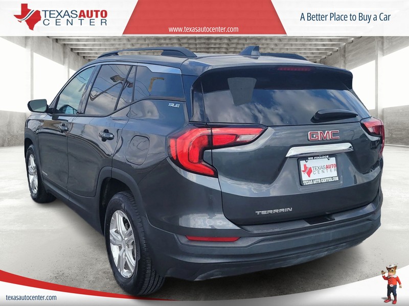 GMC Terrain Vehicle Full-screen Gallery Image 08