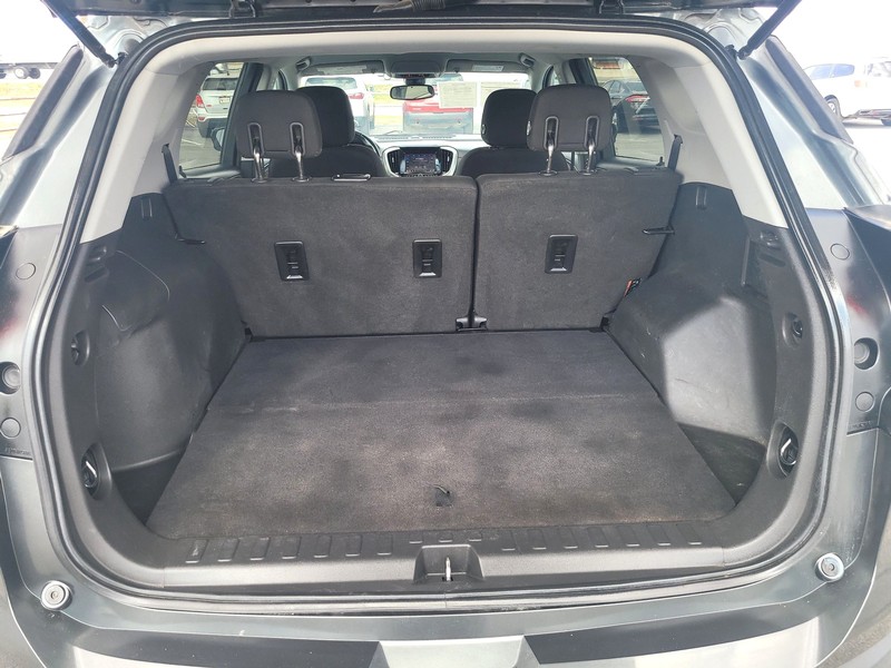 GMC Terrain Vehicle Full-screen Gallery Image 11