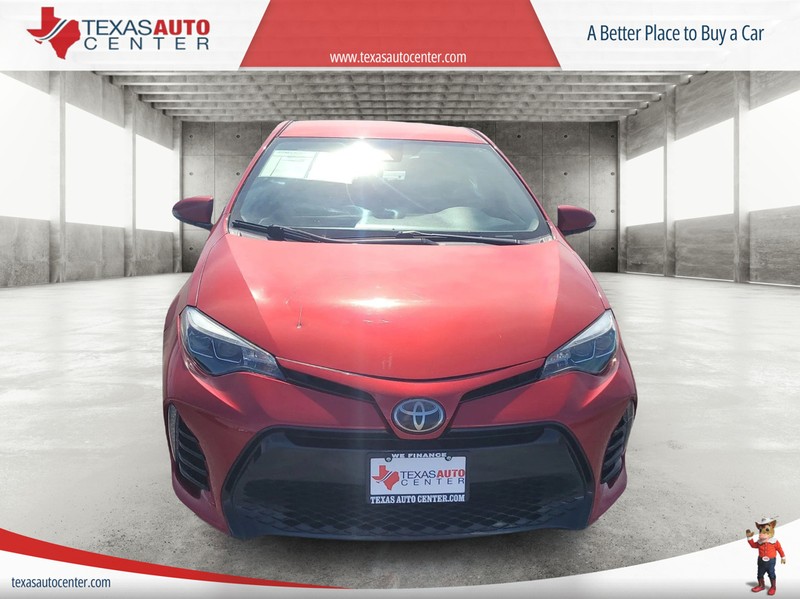 Toyota Corolla Vehicle Full-screen Gallery Image 03